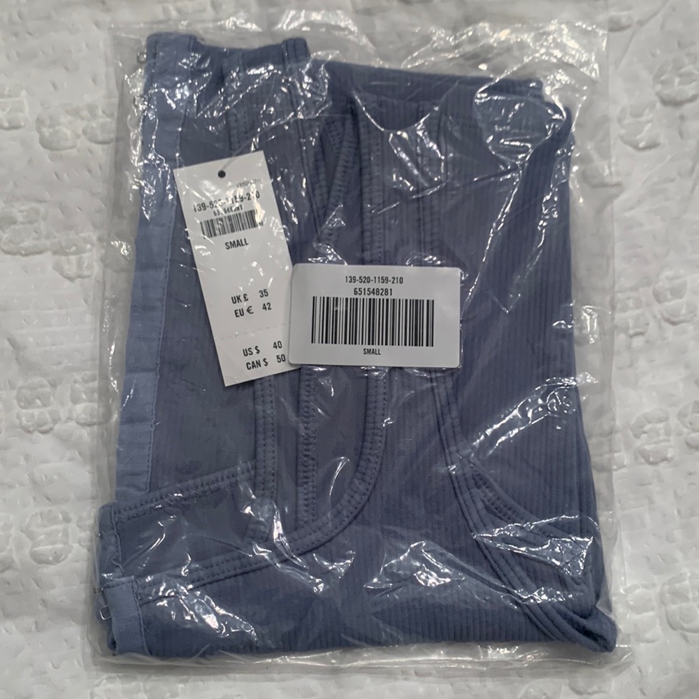 Abercrombie & Fitch Seamless Rib Fabric Hook-and-Eye Tank SMALL Blue